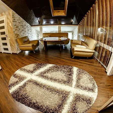 Diamond De Luxe Apartment Kolomiya